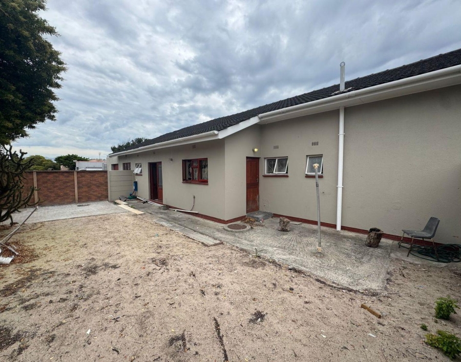 3 Bedroom Property for Sale in Belhar Western Cape